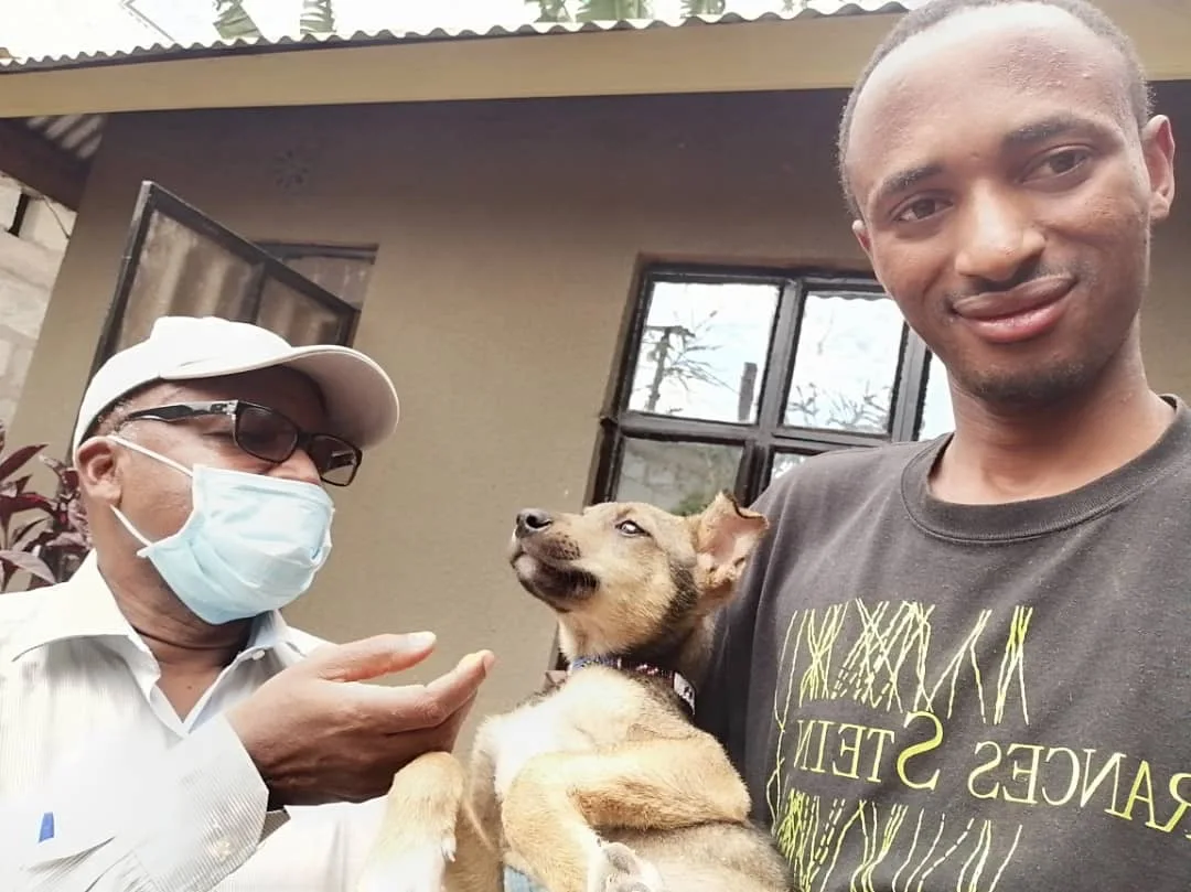 Ismael Mungaya and Vet Lawrence Mchaki in Tanzania Photo Credit DAD.jpg