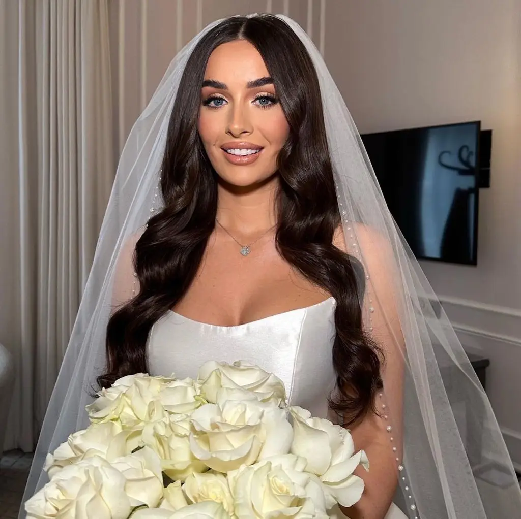 bride with dark wavy hair 