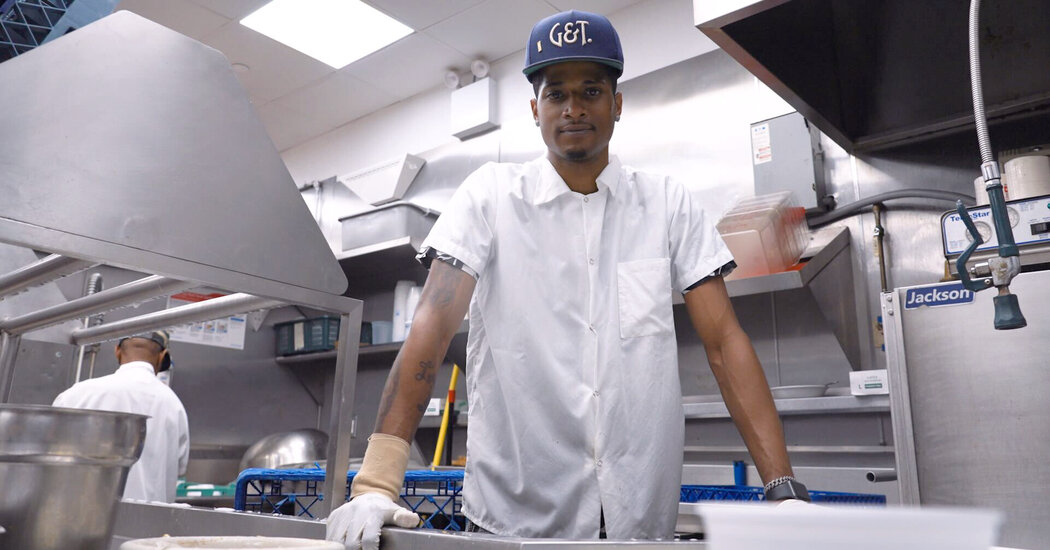 See a Day in the Life of a New York City Dishwasher