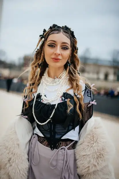 PFW F/W 24 street style beauty looks