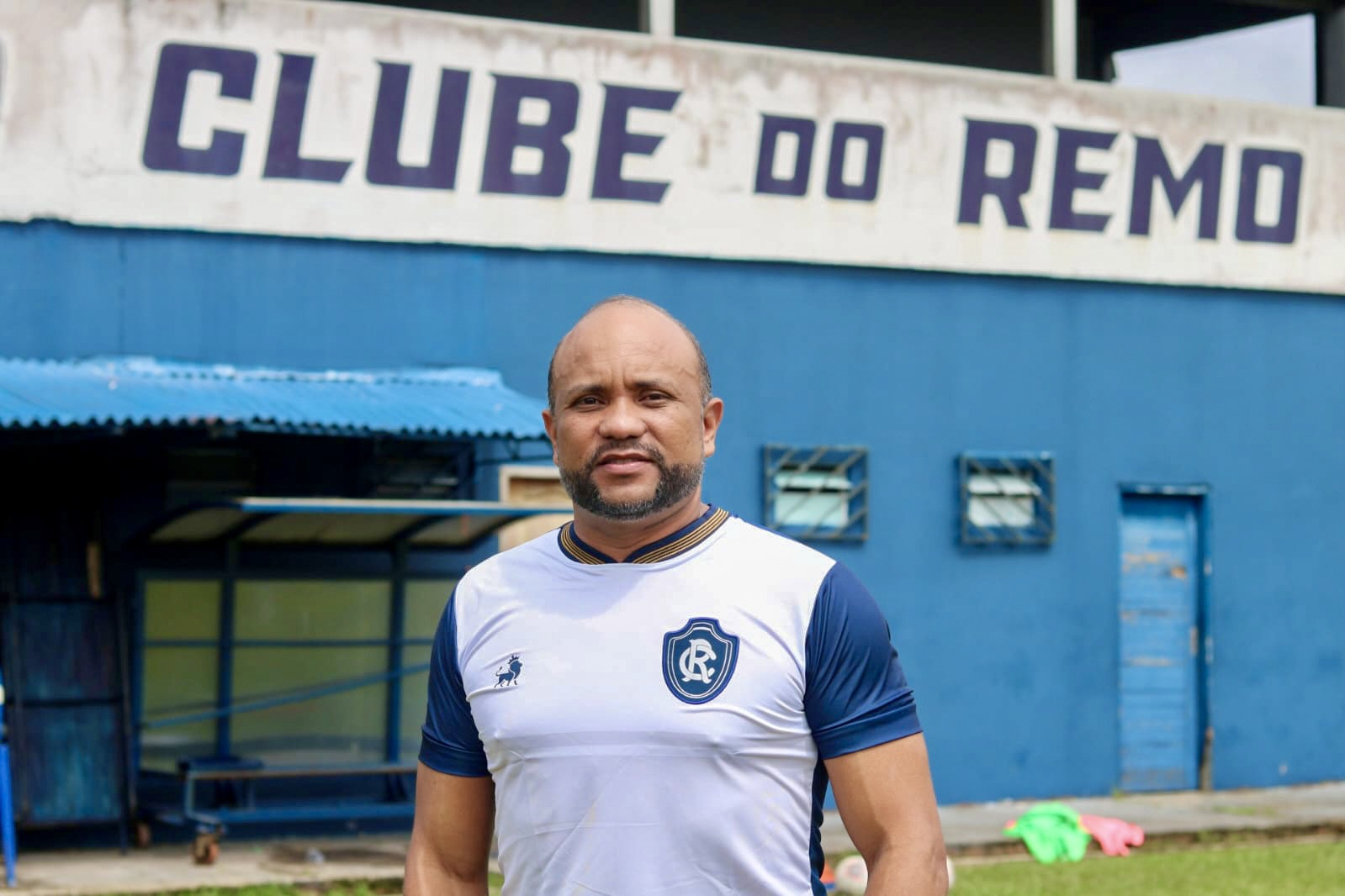 Novo técnico do futebol feminino