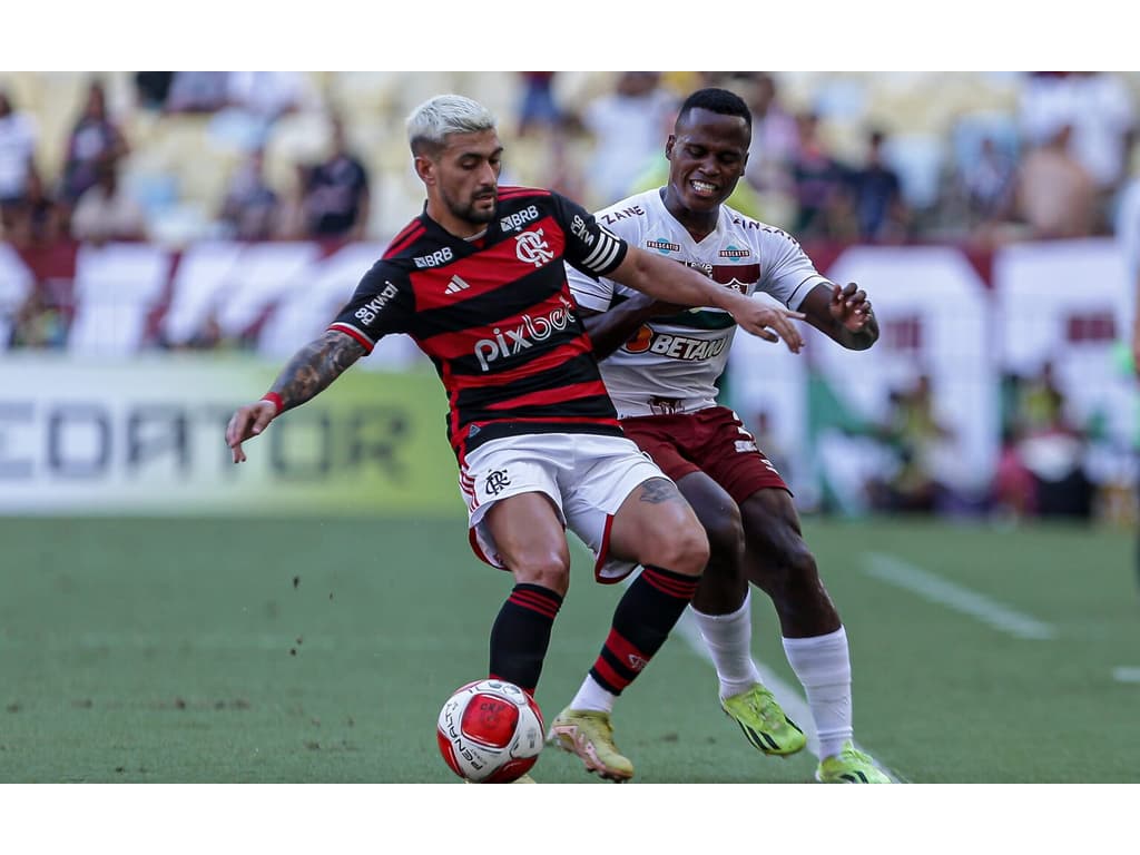 Flamengo vence Fluminense, se isola na liderança do Carioca e fica próximo da conquista da Taça Guanabara