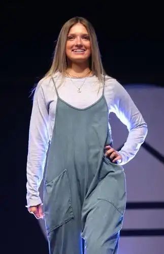 KHS PTA Spring Fashion show WEB ONLY 22.JPG