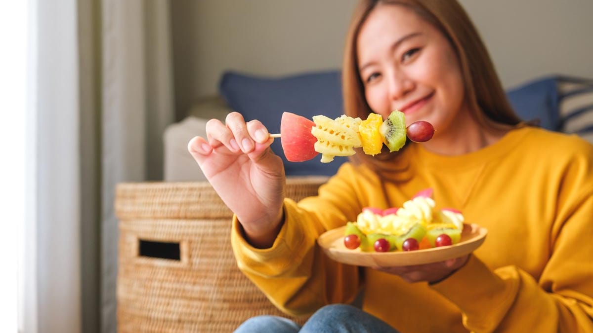 Can You Eat Fruits Post Sunset? 3 Common Mistakes About Fruit Consumption You Should Avoid