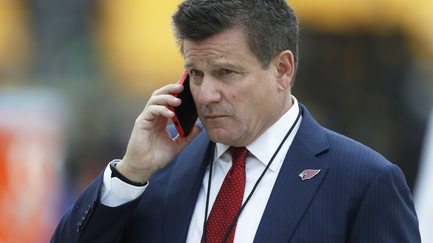 Rare interview of Cardinals owner Michael Bidwill avoids all of the hot-button issues of the past 12 months