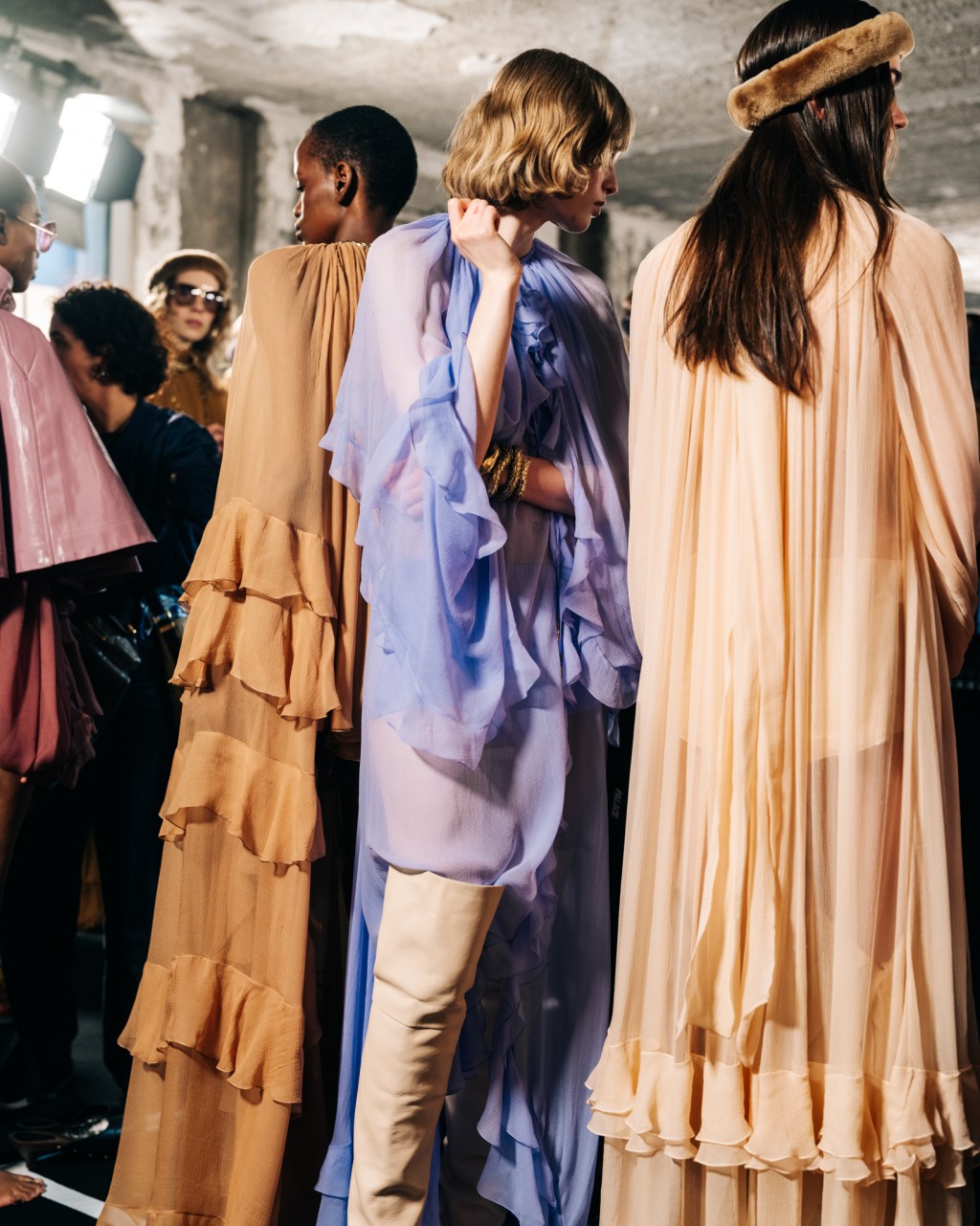 Chloé Fall 2024 Ready-to-Wear: Intuitive Dressing With a ’70s Slant