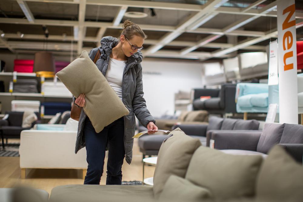 Survey: More than half of home decor shoppers value in-store experience