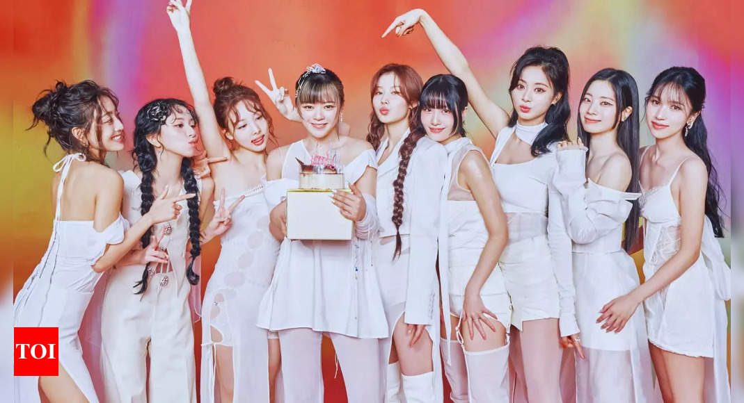 TWICE Becomes Girl Group with Most Music Videos to Exceed 100 Million Views with ‘SET ME FREE’ |