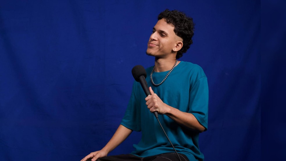 Show de Stand-Up Comedy ‘Filho da Elizângila’ com Enzo Gabriel Aguiar estreia na Casa da Cultura, em Santarém