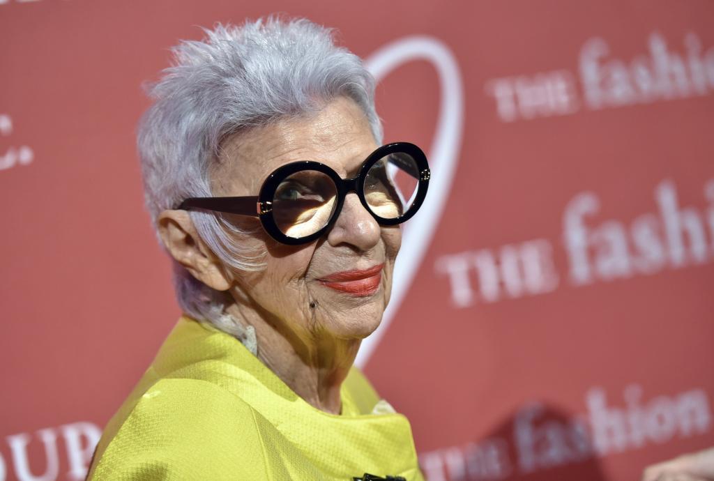 Fashion’s ‘Rare Bird’ Iris Apfel dies aged 102