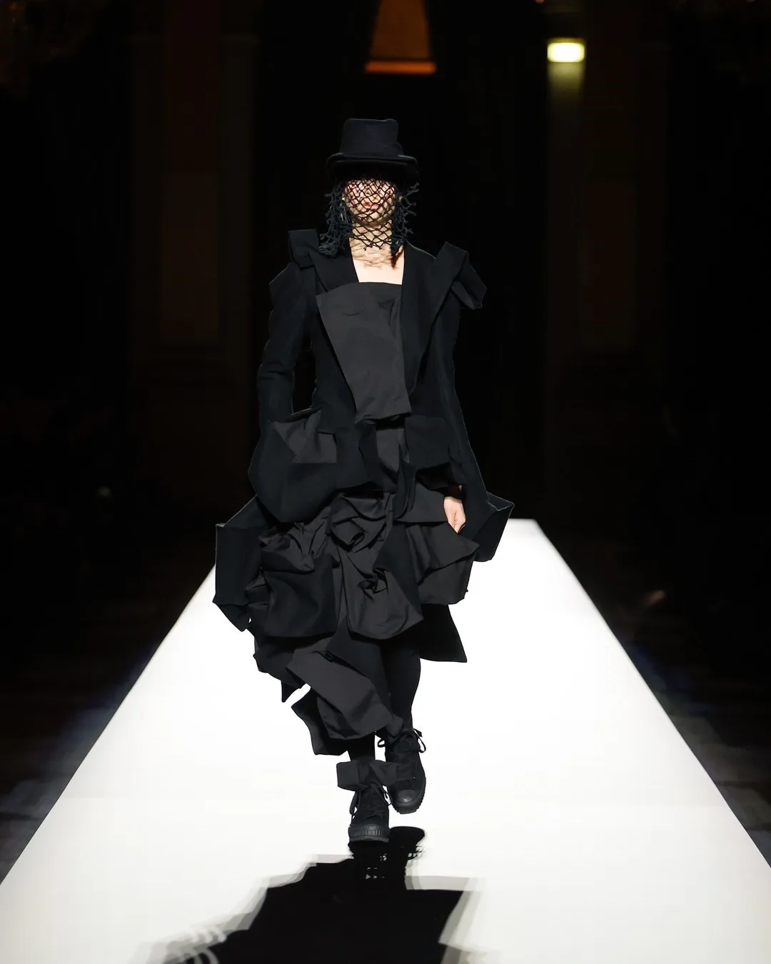 Yohji Yamamoto Autumn/Winter 2024 Womenswear