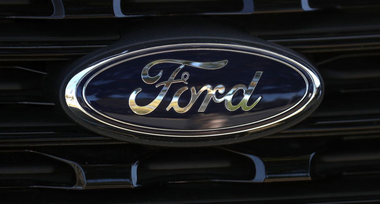 Ford invests $2 million in scholarships to help students train to become automotive techs