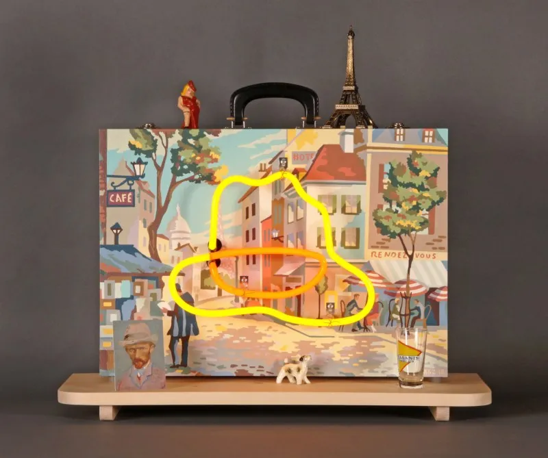 Willem Volkersz, “Vincent in Paris,” 2013. Neon, wood, acrylic/latex paint, found objects; 23 x 25 x 11 inches. Collection of the artist.
