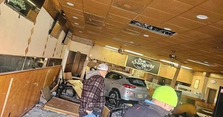 Car drives into Slinger’s Pizza and Grill