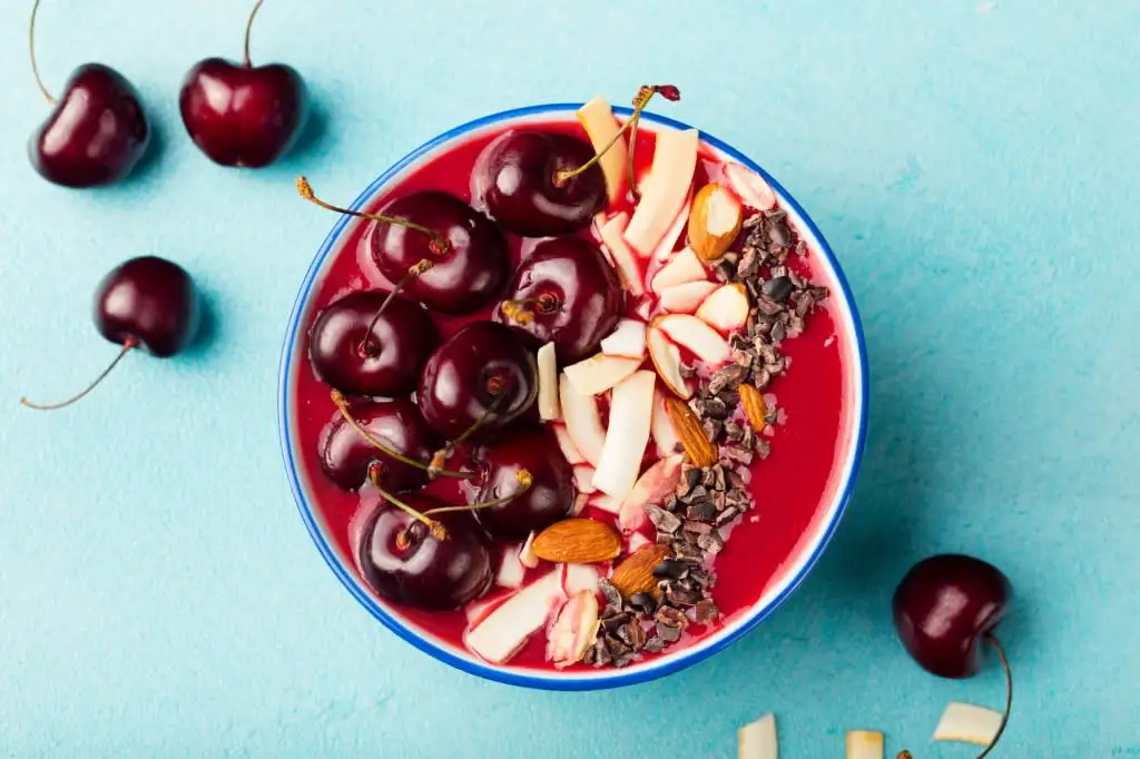 Fruit-based meals are great for eating late at night. Getty Images