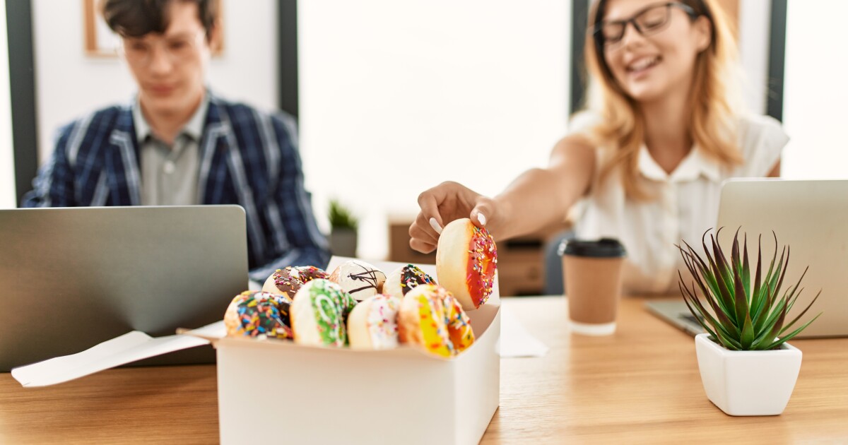 5 ways to help employees eat healthier at work