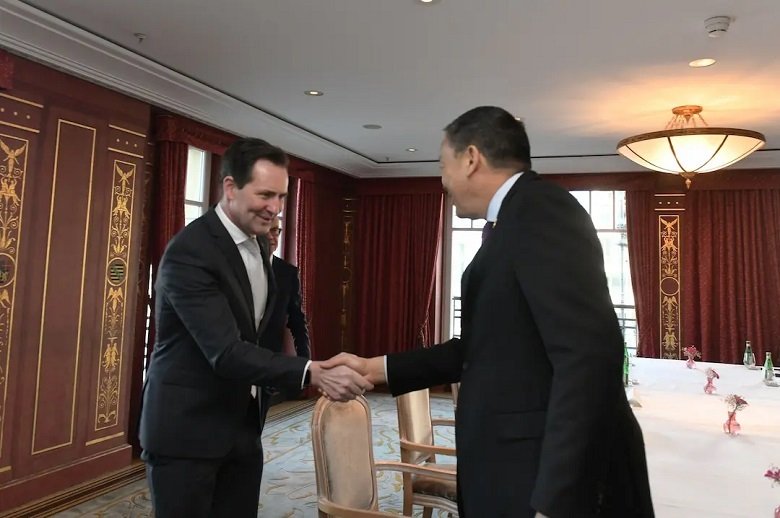 Thai PM Engages Global Tech and Auto Leaders for Investment in Thailand