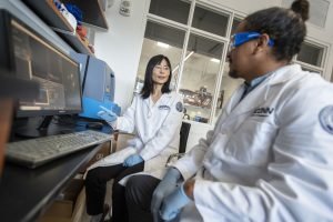 Pharmacy Faculty Advance Freeze-Drying Technology