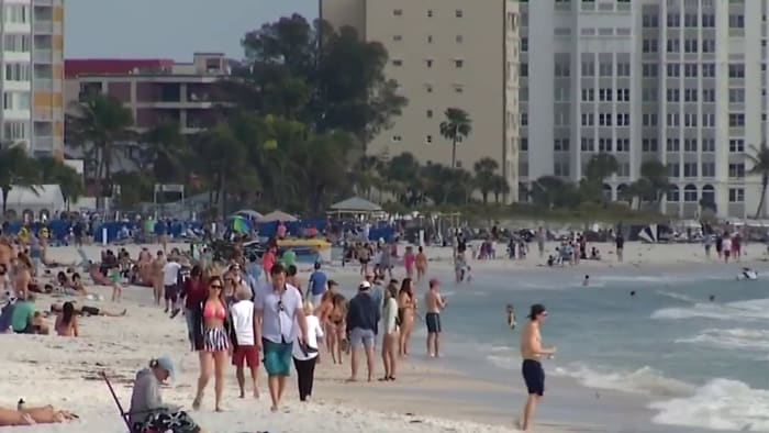 Costs rise for spring break travel, but it won’t keep the crowds away