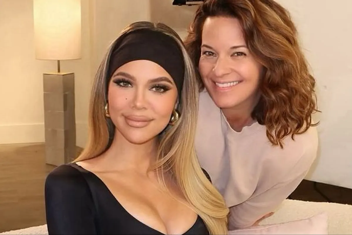 Khloé Kardashian faces backlash for allegedly editing her face in new IG photo