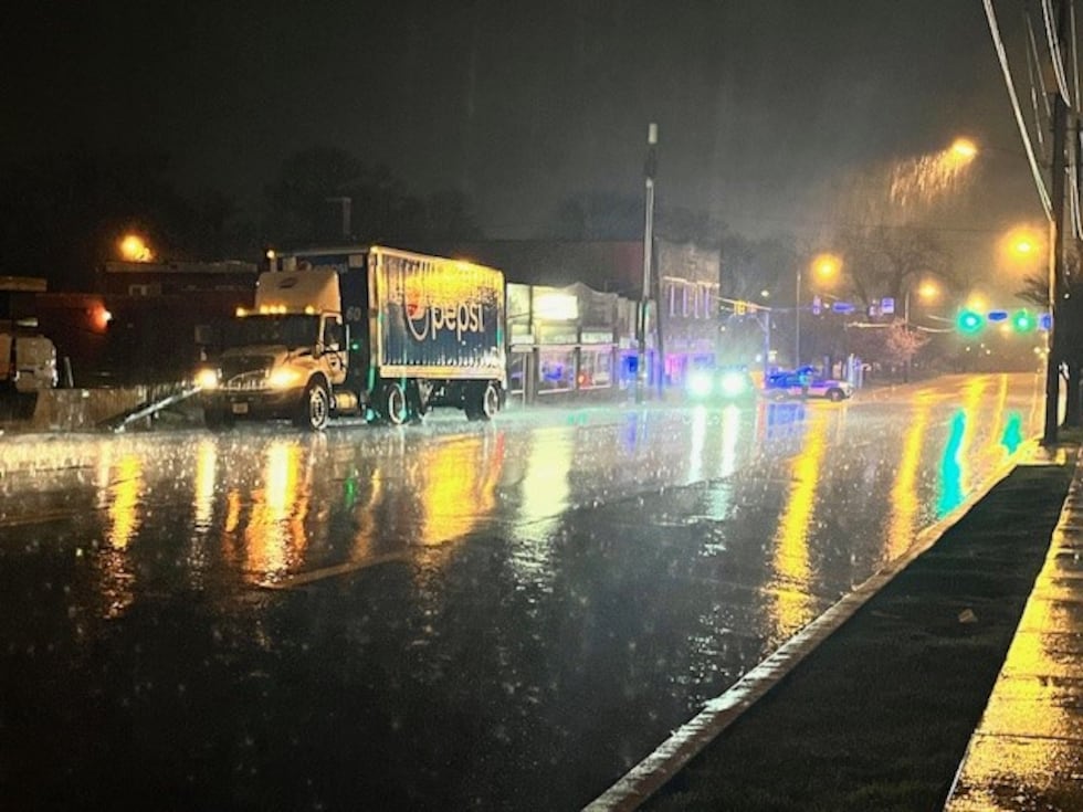 Car crashes into pole, drives away before it falls in West Nashville