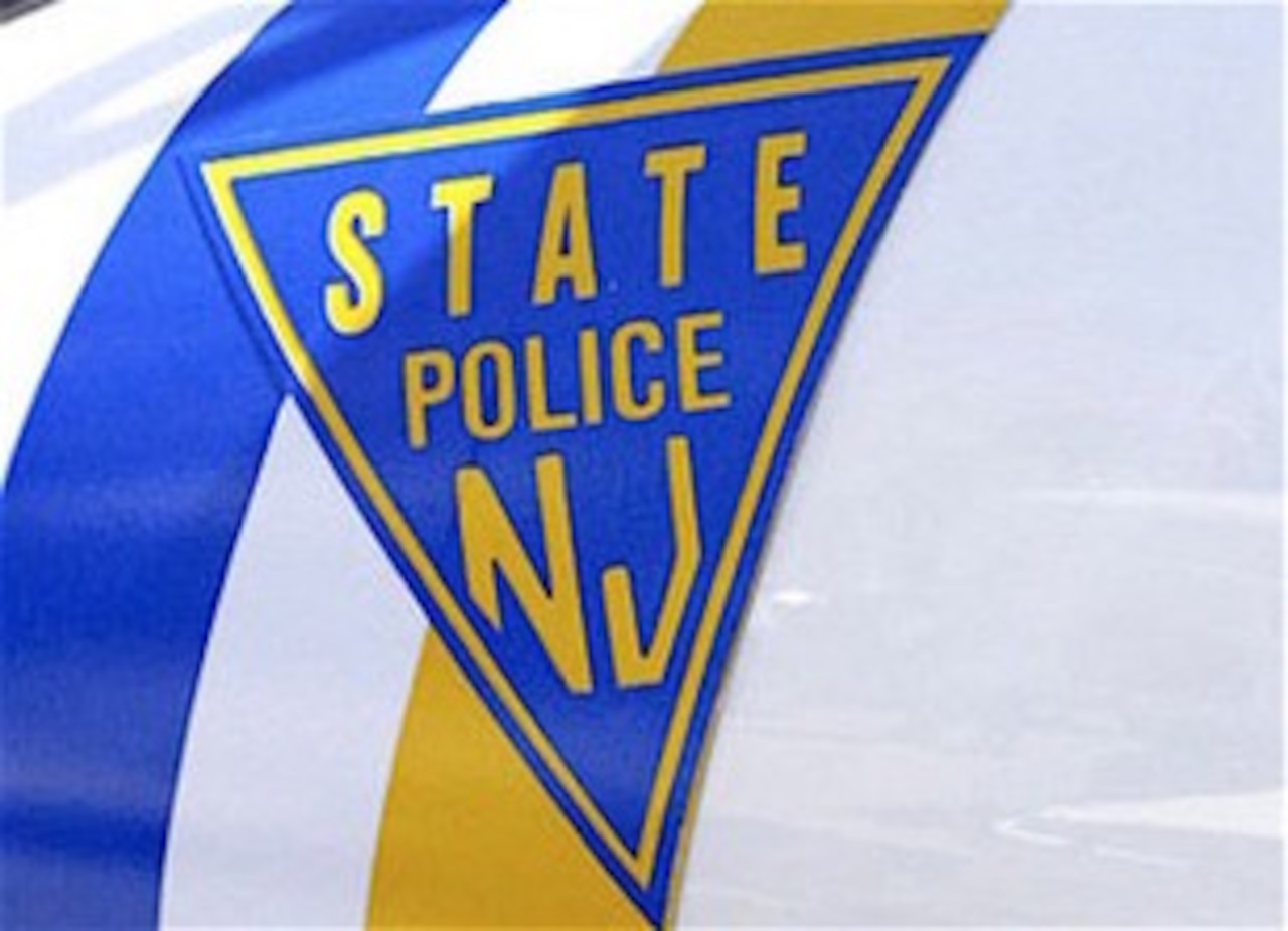 Driver killed when car runs off Garden State Parkway after crash, cops say