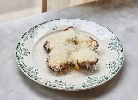 Camille’s jerusalem artichoke with aïoli and Lincolnshire poacher