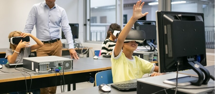 Evento amplia discussão do uso de tecnologias digitais em sala de aula