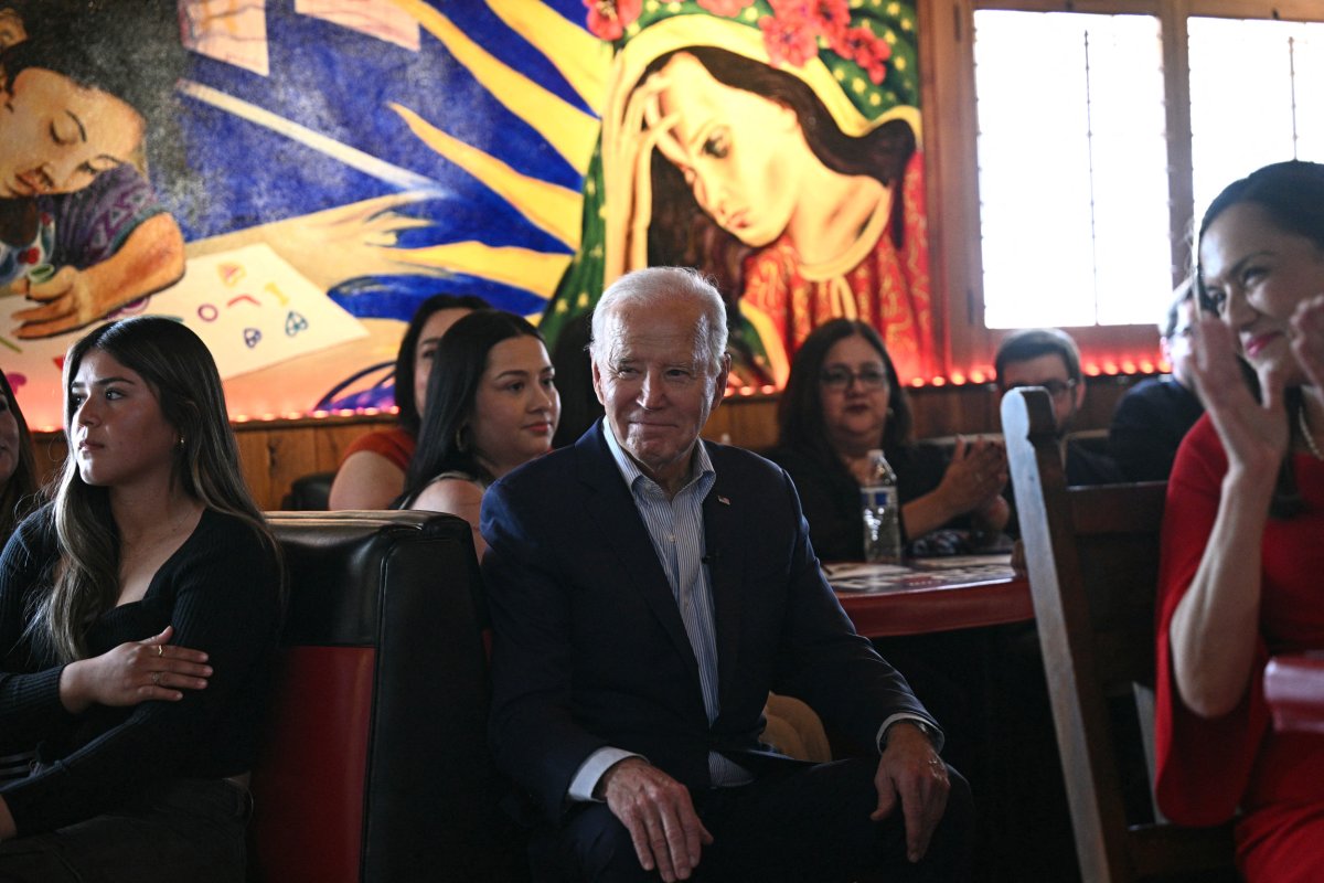 Joe Biden’s Mexican restaurant visit sparks negative reviews