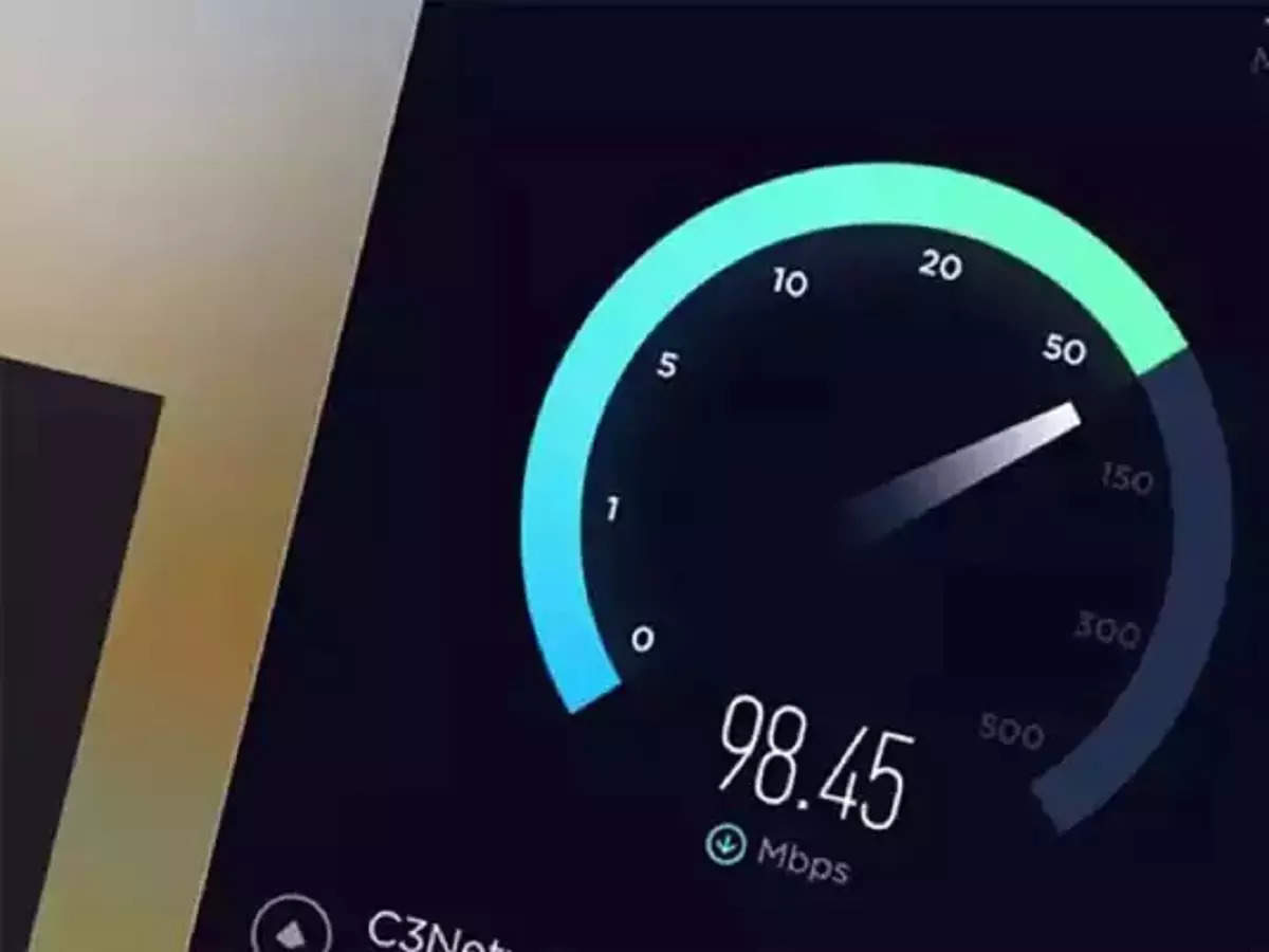 Fastest Internet Speed: रॉकेट की स्पीड से चलेगा नेट! 1 मिनट में 90 फिल्में डाउनलोड