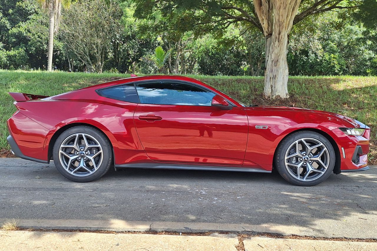 Novo Ford Mustang chega mais barato e com tecnologia brasileira