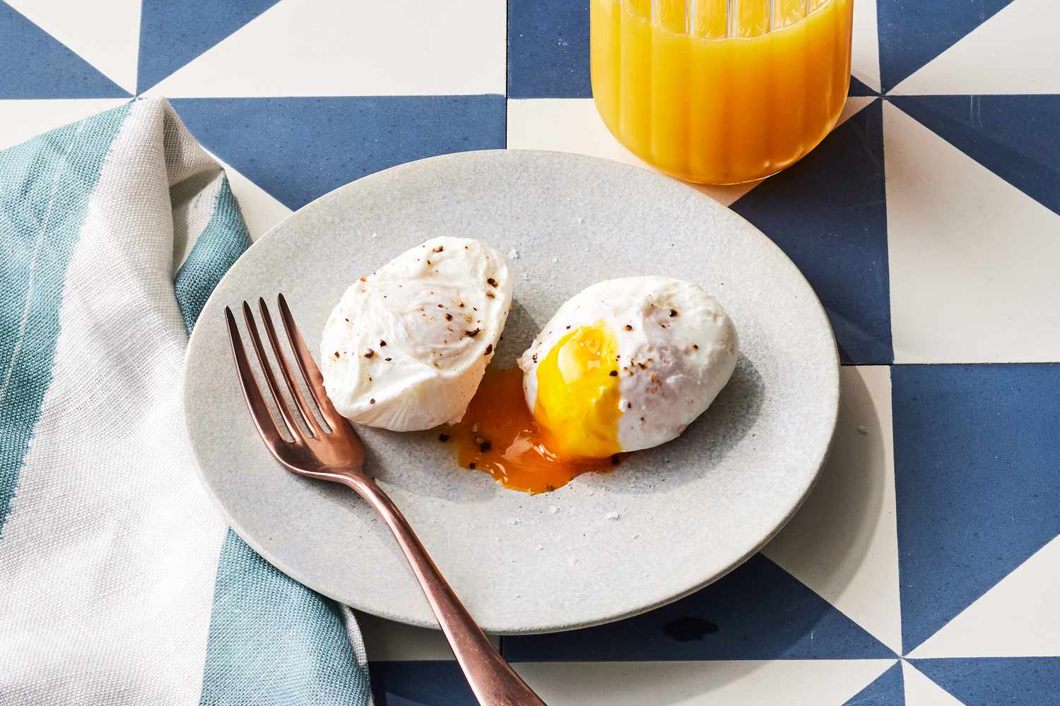 How to Poach Eggs Perfectly Every Time