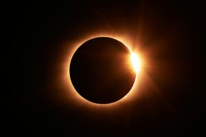 Top Astronomy, meteorology, space experts gather at Frontiers of Flight for solar eclipse two-day event