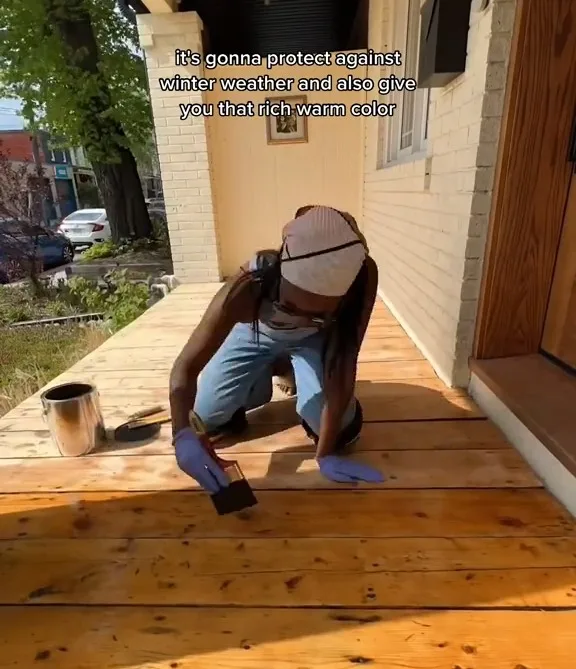 Elena said using kneepads to stain the deck was life-changing