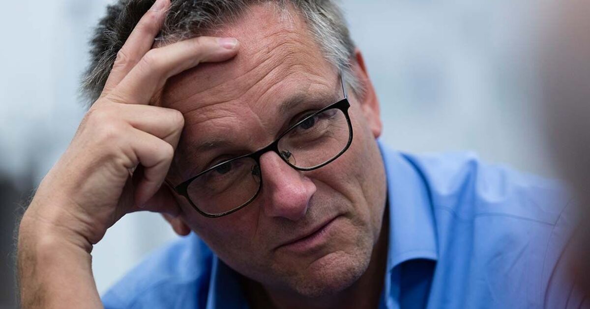 Dr Michael Mosley warns of worst time to snack – can lead to health problems