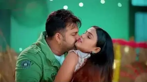 Bhojpuri Song: मनीषा यादव संग बेहद रोमांटिक हुए Pawan Singh, गाना मचा रहा धूम, देखें Video Song