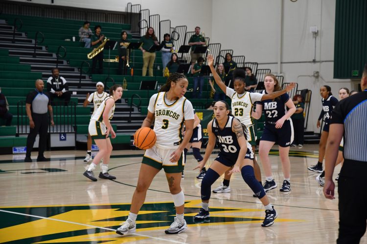 Keke Scott scores career-high in CPP’s 69-44 win over Monterey Bay