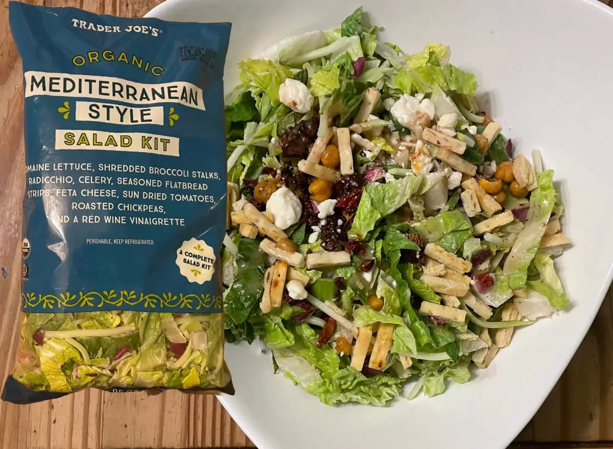 trader joe's Mediterranean style kit