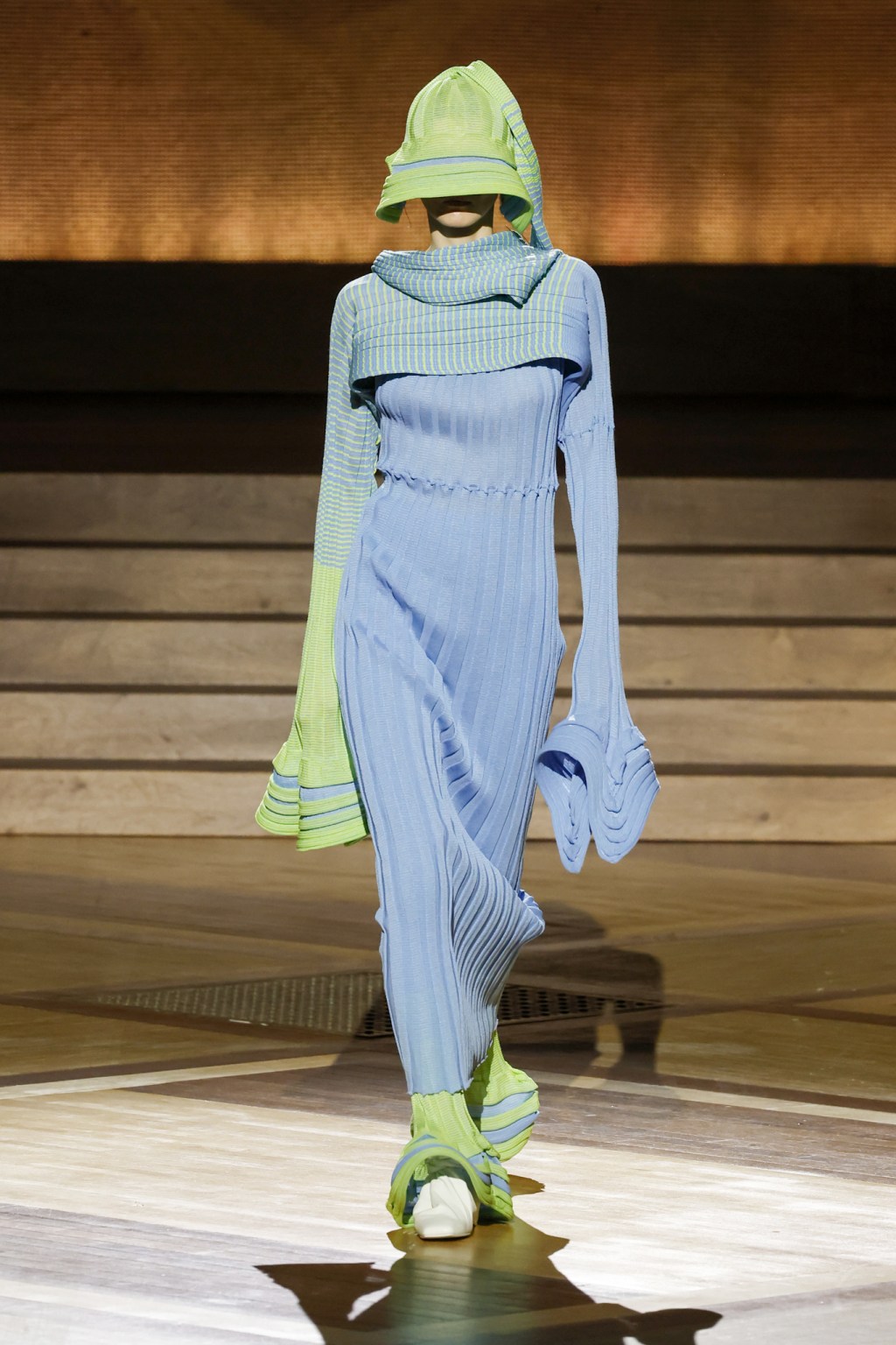 Issey Miyake Fall 2024 Ready-to-Wear Collection