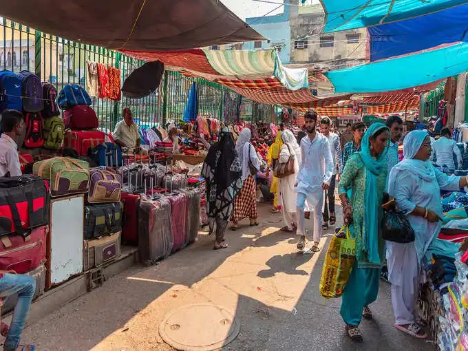 कैफे कल्चर भी हो गया है शुरू