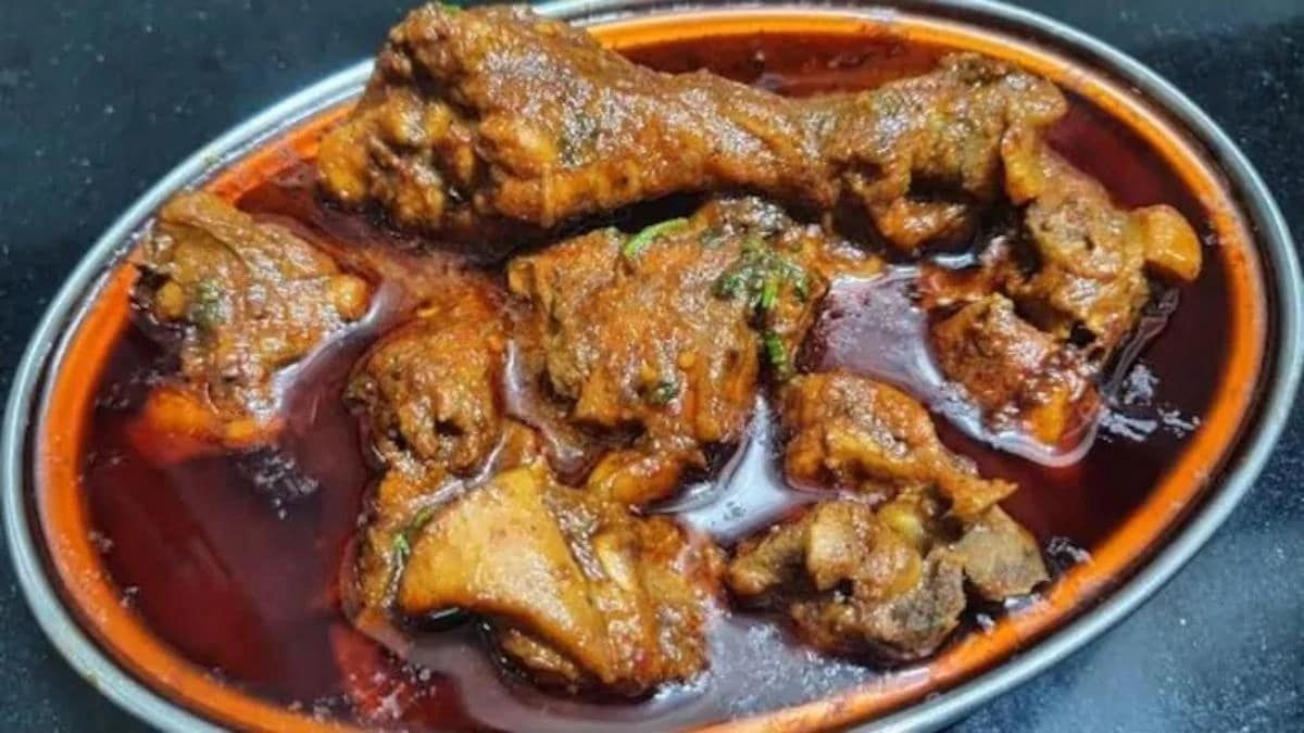 कोल्हापुरी मटन से चिकन मालवानी तक…सिर्फ इतने रुपये में खाएं भरपेट महाराष्ट्रीयन फूड