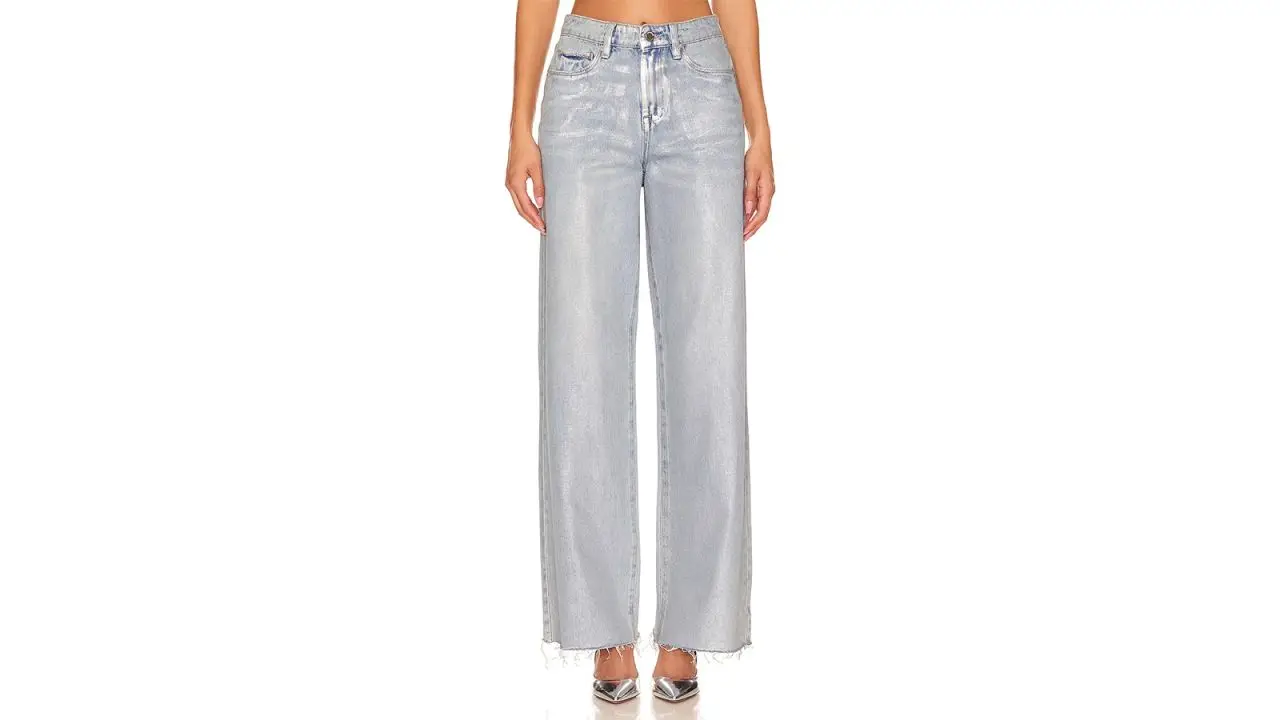 Blanknyc Franklin Straight jeans in silver star colorway.