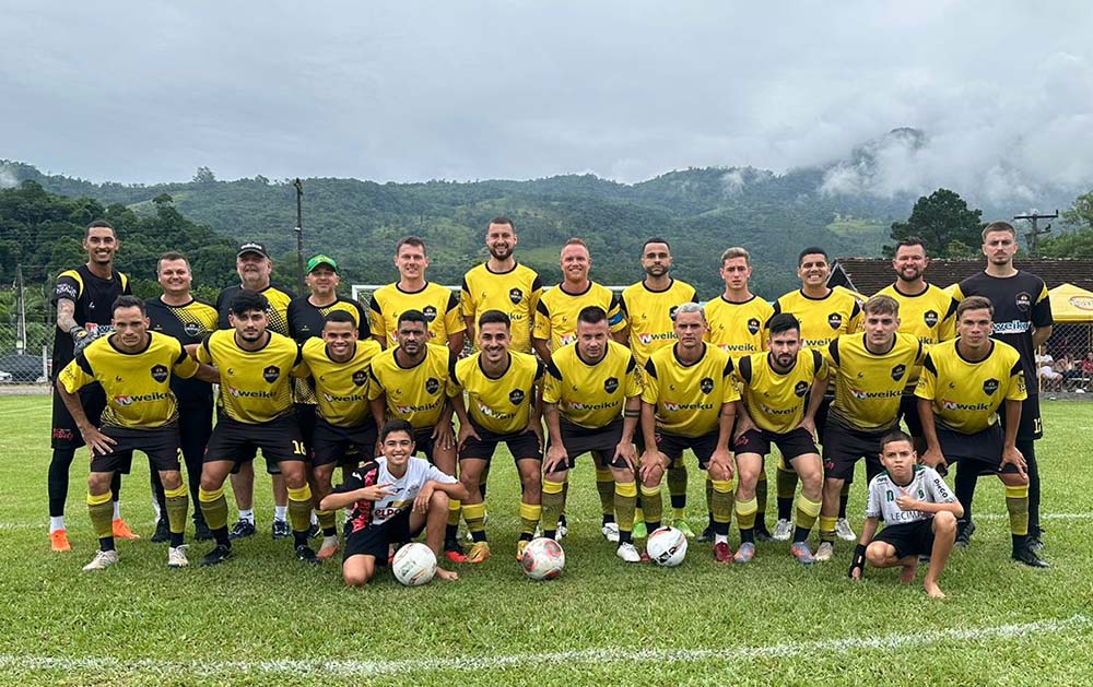 Elenco de time jaraguaense cai na semifinal da Copa Interligas de Futebol