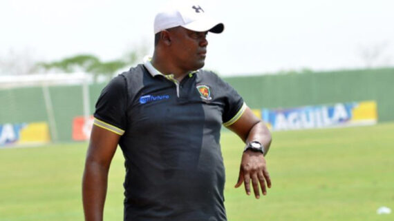 Adversário do Cruzeiro na Sul-Americana anuncia retorno de técnico < No Ataque