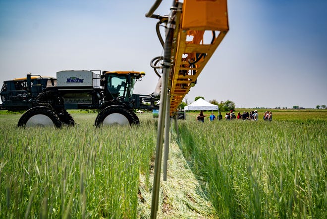 Iowa State offers workshops for landowners who want to dig into conservation, soil health