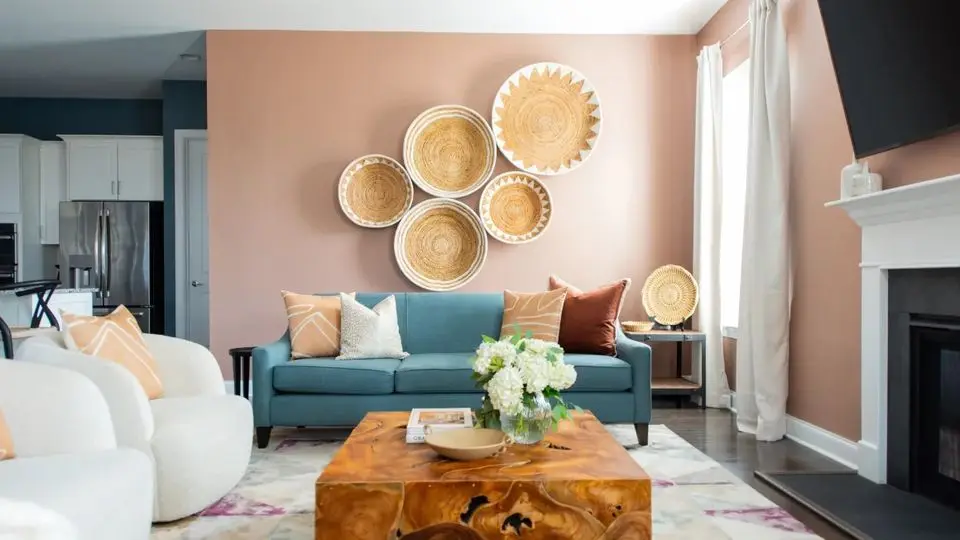 Peach is a warm colour for your home 