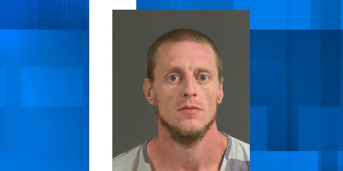 Report: Man pinned victim between vehicles, attempted to hit woman with car