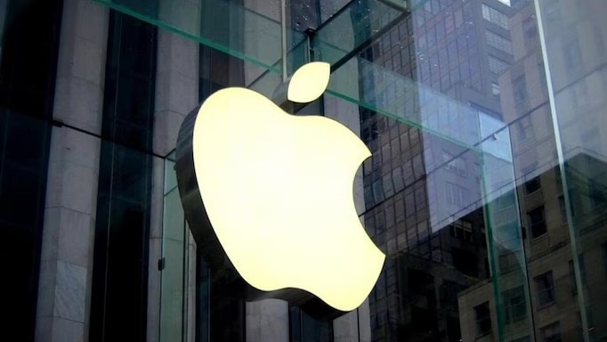 iPhone बनाने वाली कंपनी Apple अब भारत में बनाएगी घर…किन लोगों को मिलेगा फायदा?