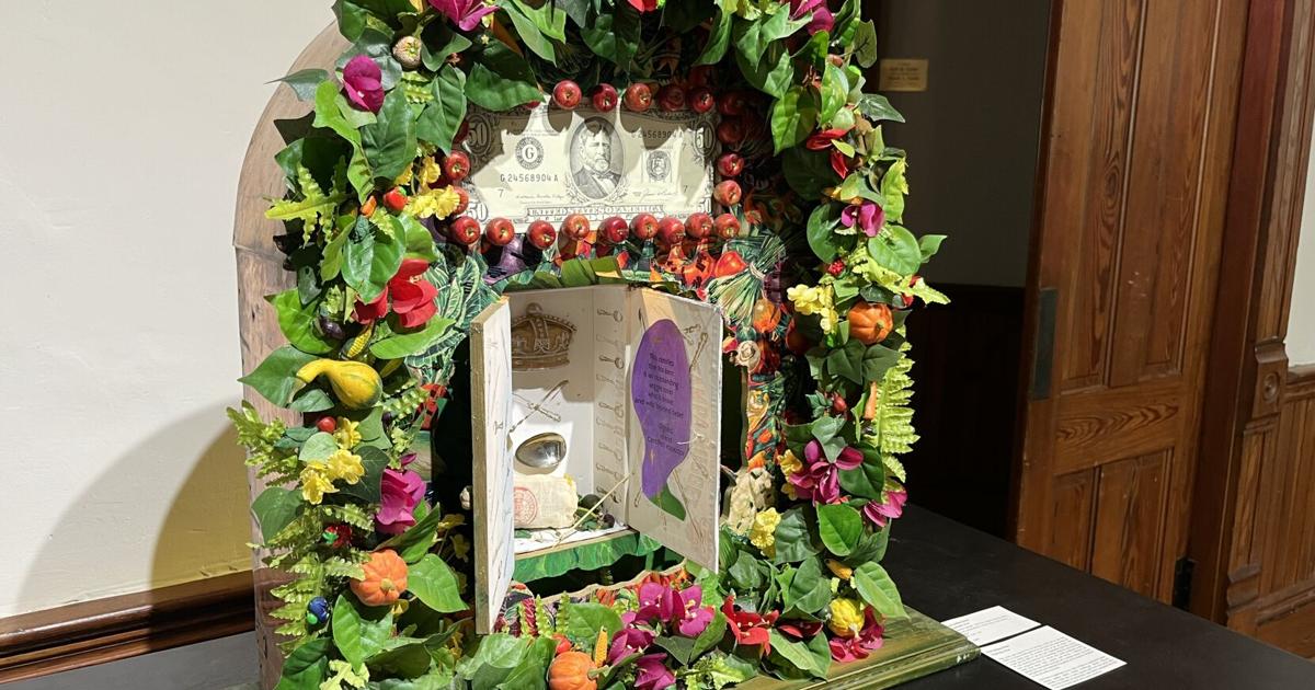 “Trash 2 Treasure” exhibit opens at the Syd