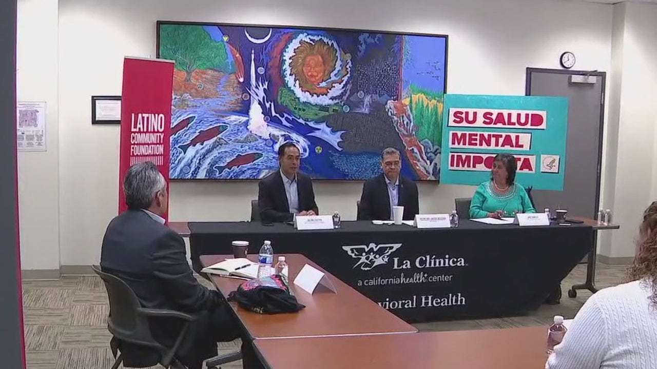 Secretary of Health comes to Oakland’s Clinica de la Raza